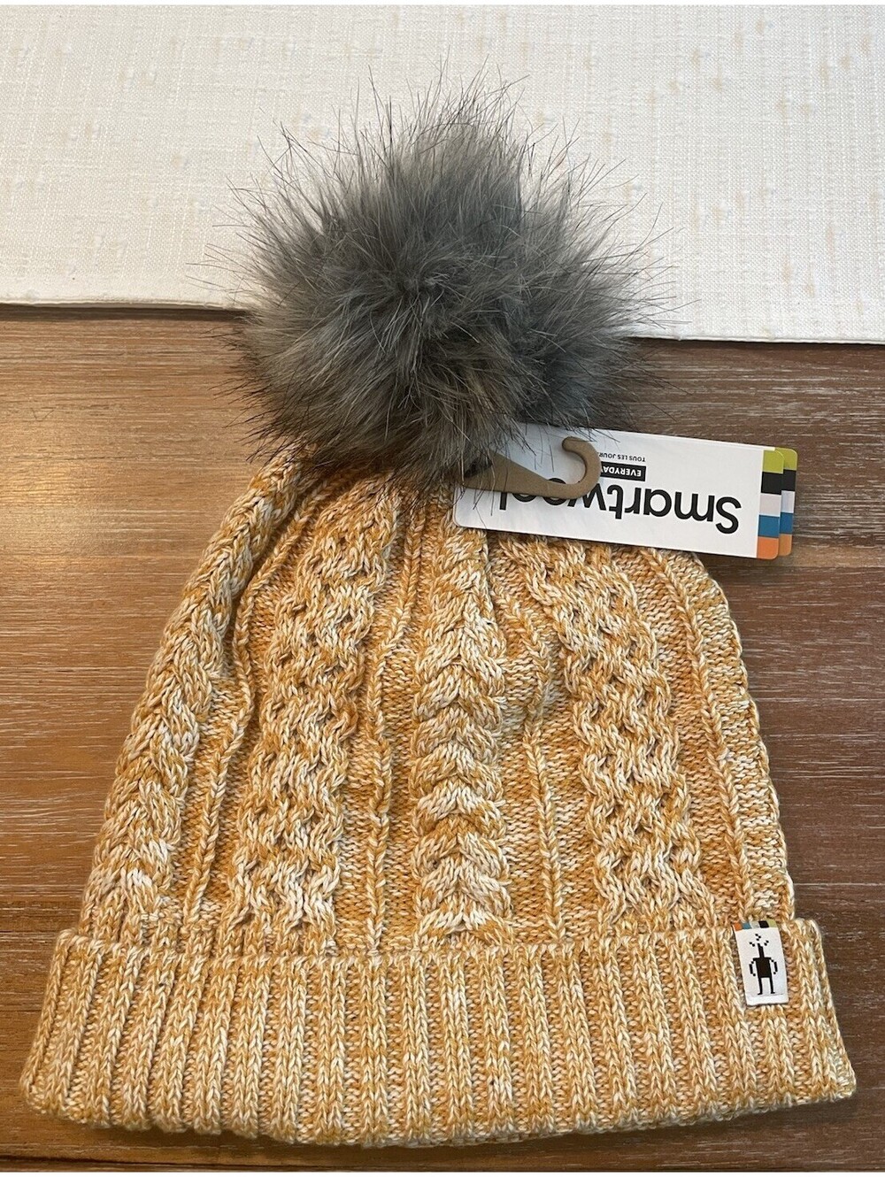 SMARTWOOL Lodge Girl Beanie Honey Gold Heather Pom - Brand New With Tags